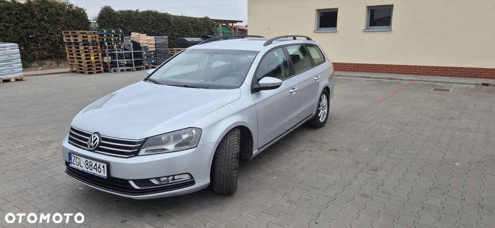 Volkswagen Passat 2.0 TDI DSG Trendline - 1