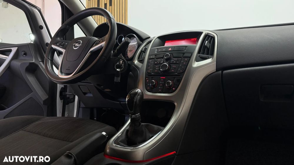 Opel Astra - 19