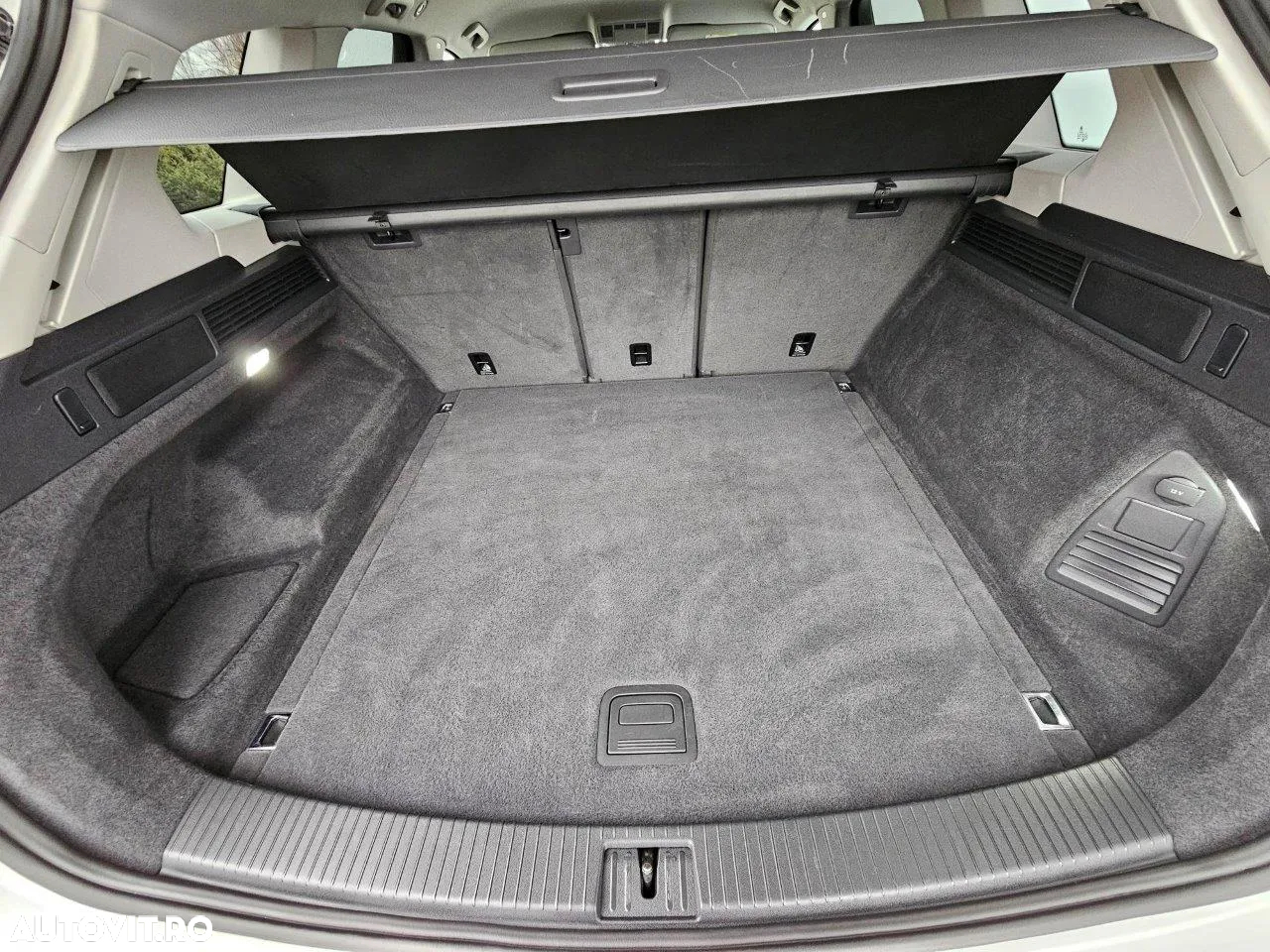 Volkswagen Touareg V6 TDI Style - 16