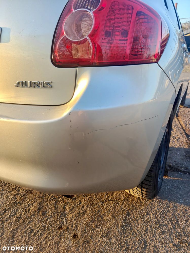 Toyota Auris 1.33 VVT-i Life - 24