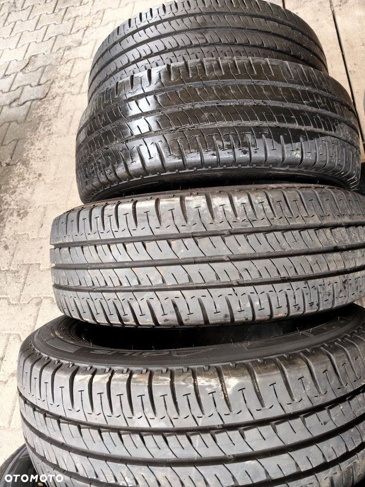 Opony letnie 215/60/17c Michelin 4 sztuki 2023r
