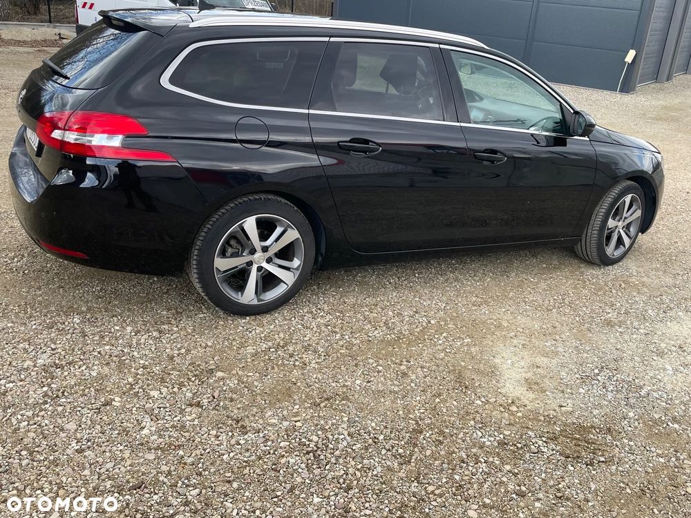 Peugeot 308 1.6 BlueHDi Allure S&S - 3