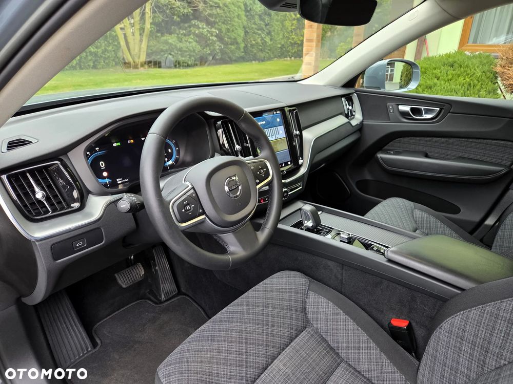 Volvo XC 60 B4 D Geartronic Momentum Pro - 18