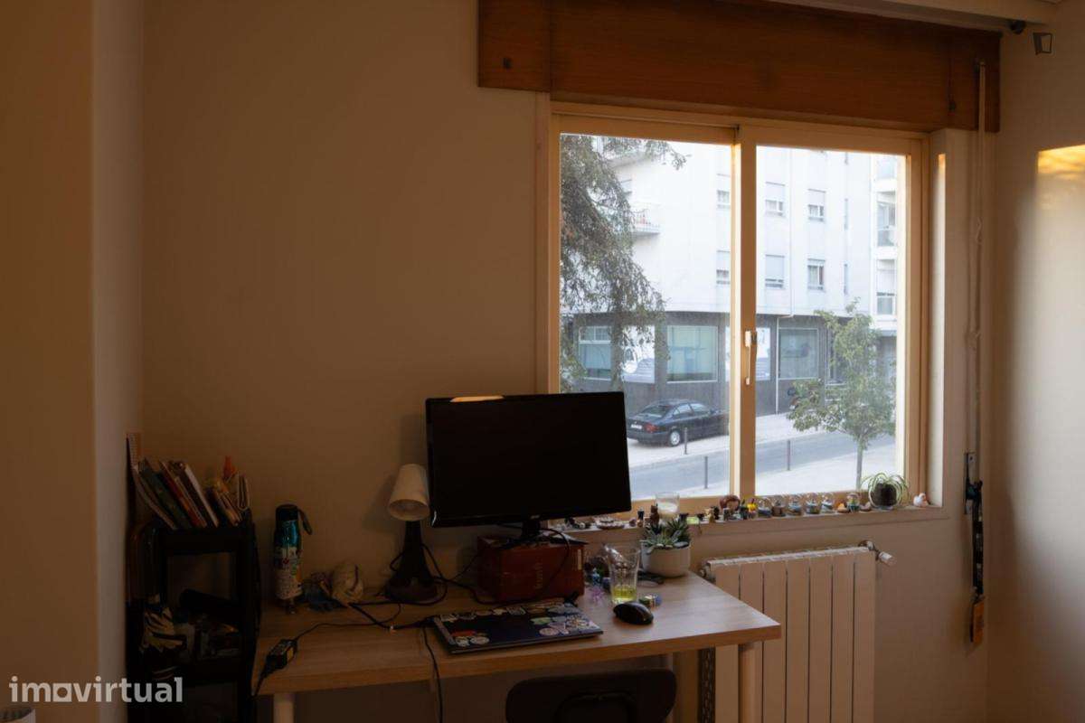 Quarto - localizado em Cedofeita Porto - Grande imagem: 3/14