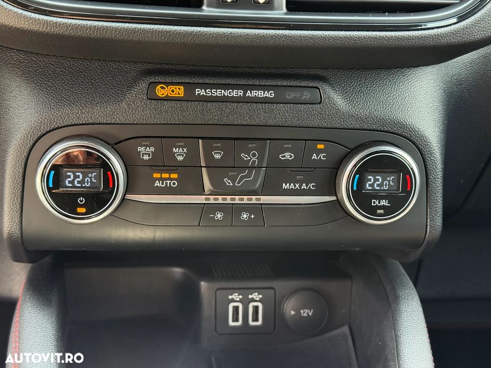 Ford Kuga 2.5 Duratec FHEV ST-LINE - 15