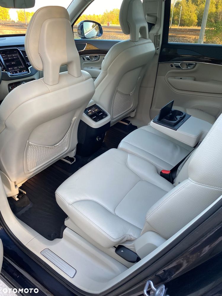 Volvo XC 90 T6 AWD Geartronic Momentum - 34