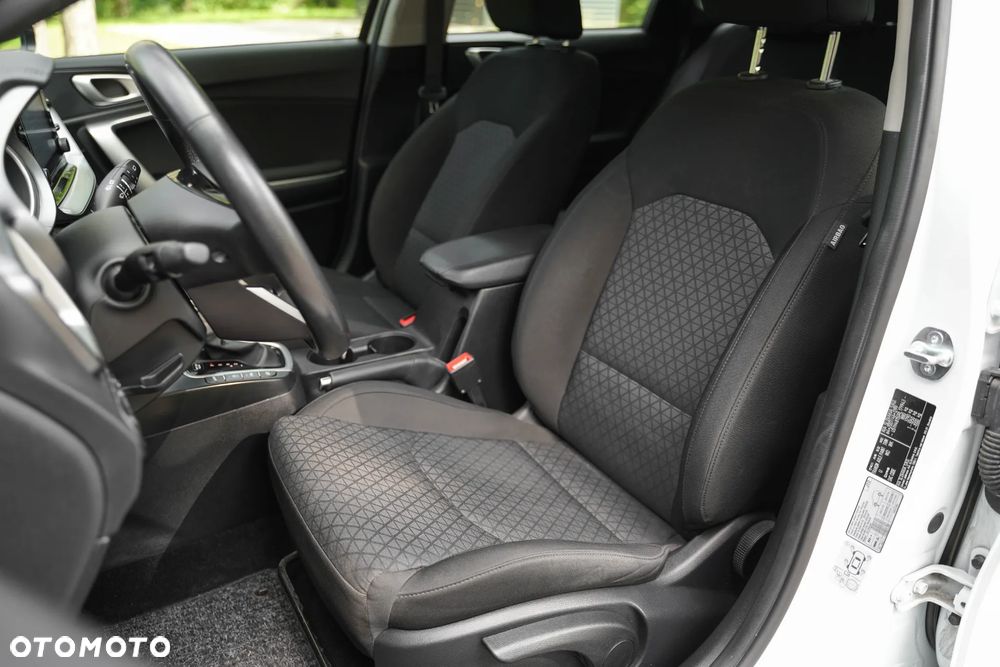 Kia Ceed 1.5 T-GDI Business Line Plus DCT - 16