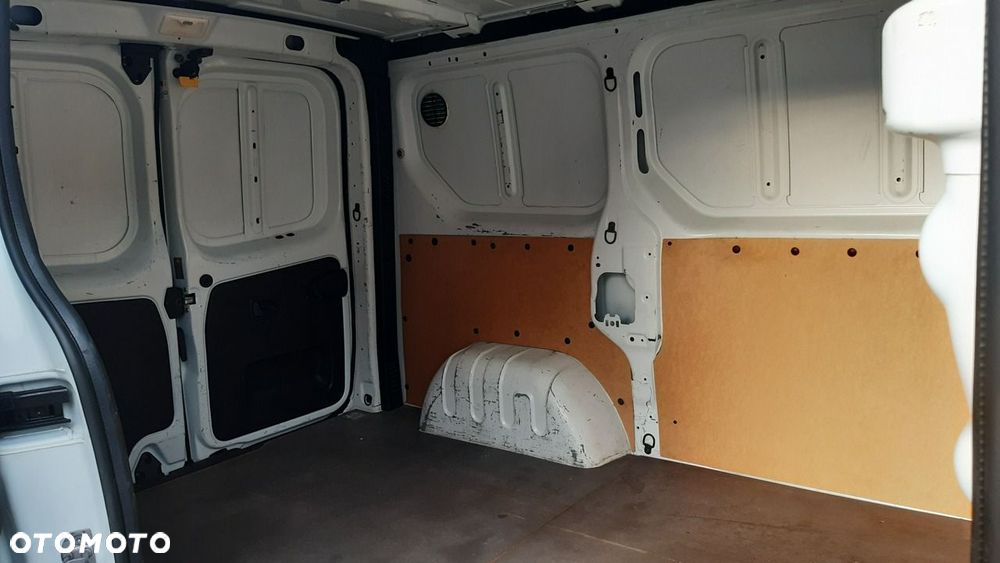 Renault Trafic - 11