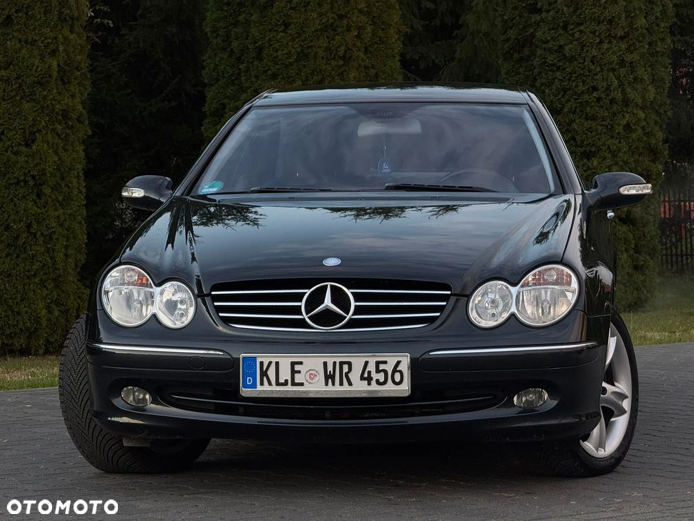 Mercedes-Benz CLK - 4
