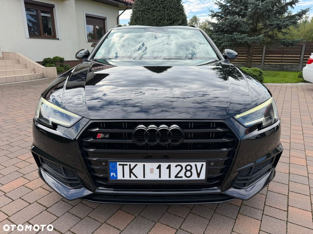 Audi A4 Avant 2.0 TFSI ultra S tronic sport - 22