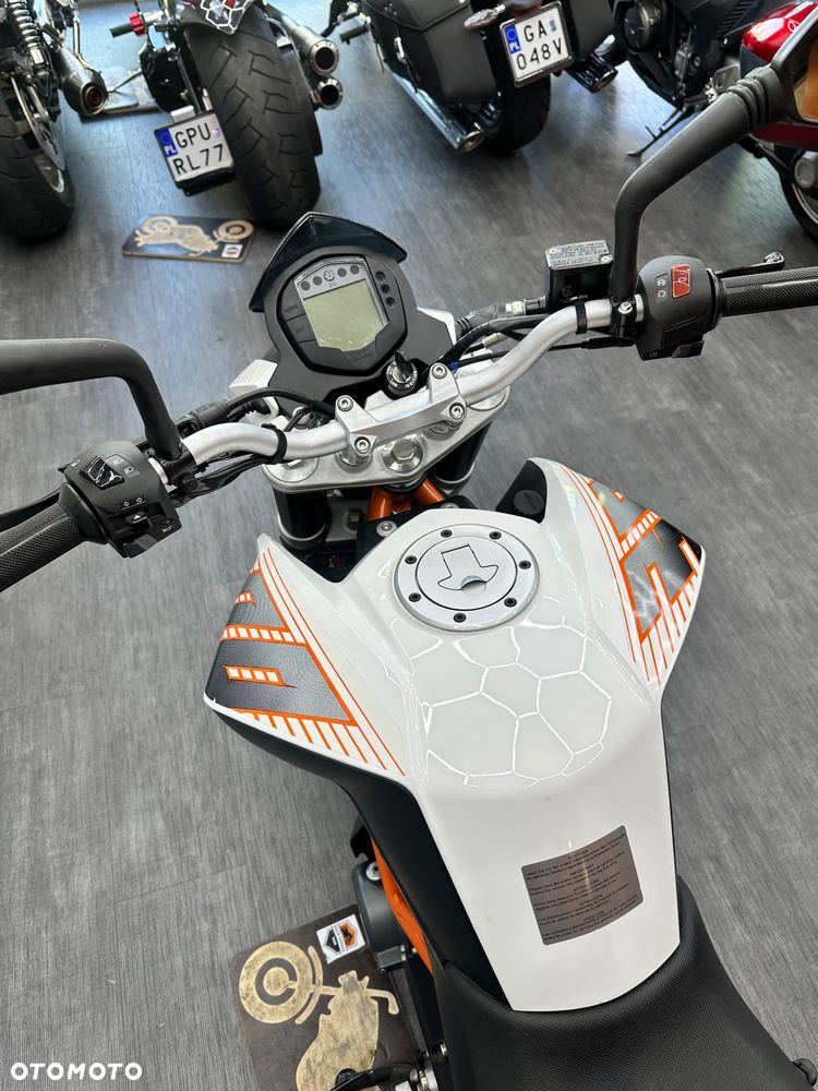 KTM Duke 390 - 26