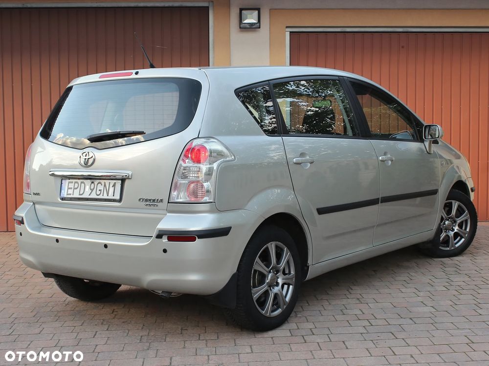 Toyota Corolla Verso 1.8 Sol 7os MM - 14