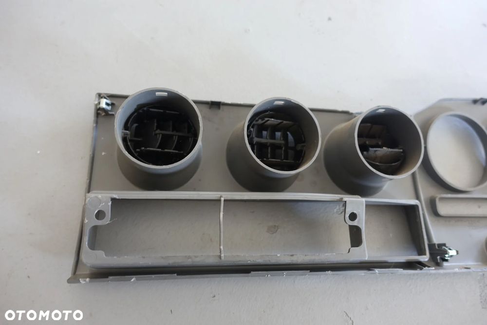 LICZNIK ZEGARY RAMKA SUZUKI SAMURAI - 5