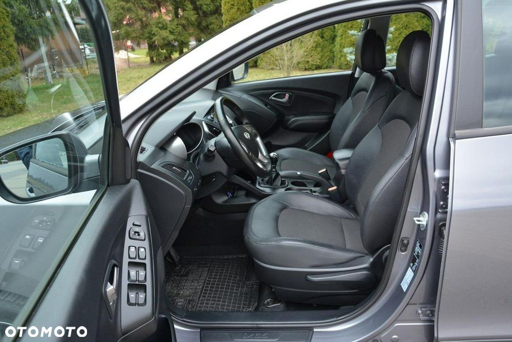 Hyundai ix35 1.7 CRDi 2WD Fifa World Cup Edition - 19