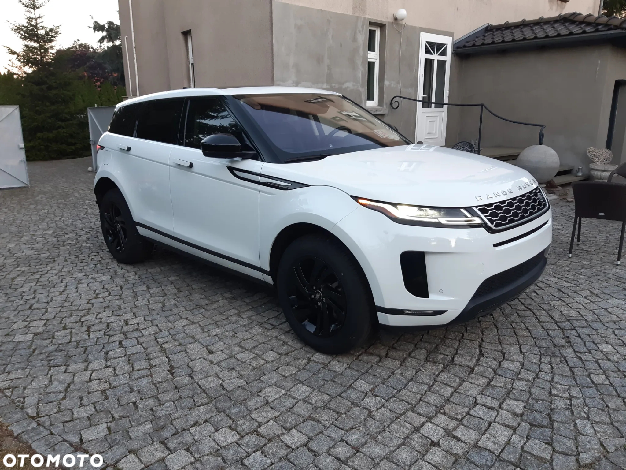 Land Rover Range Rover Evoque - 10