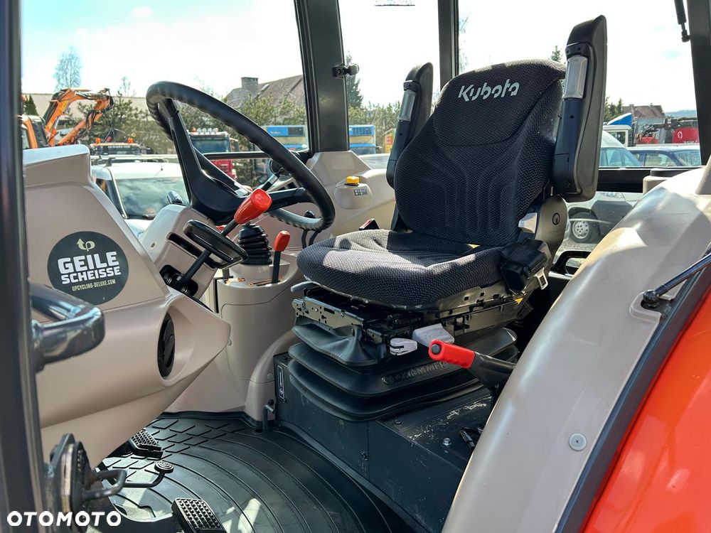 Kubota M7040H-C - 5