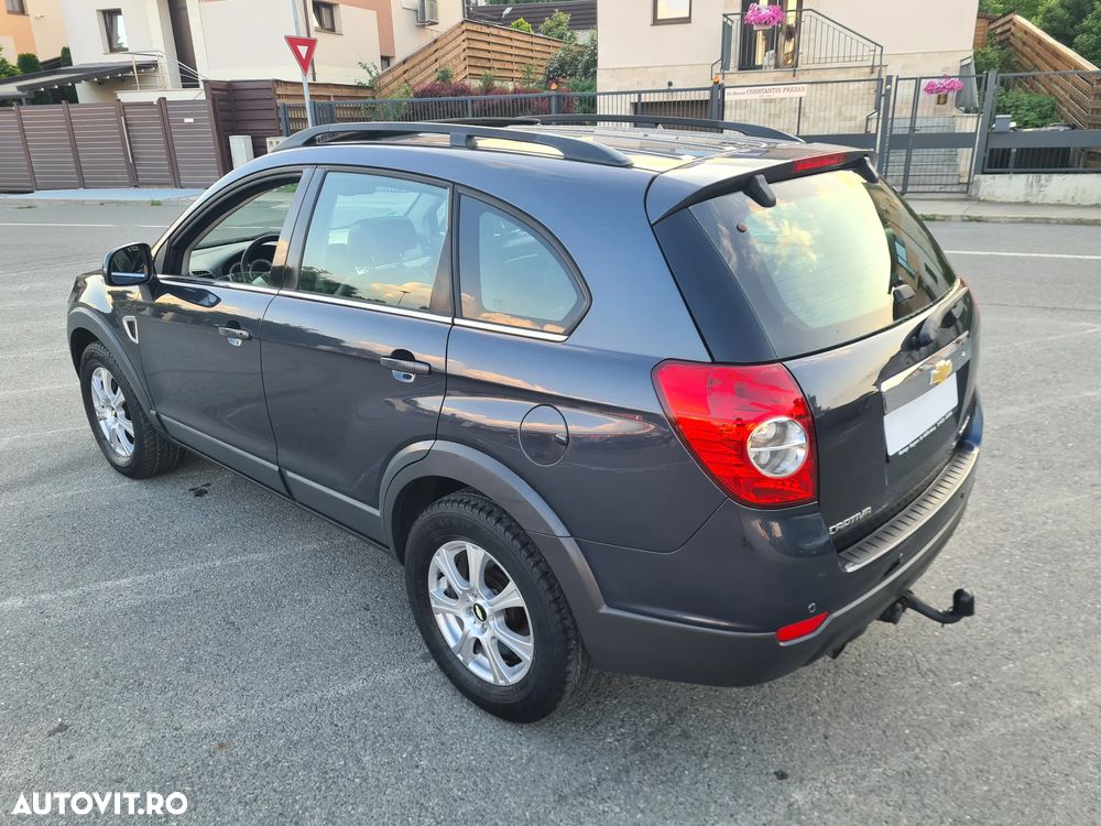 Chevrolet Captiva 2.0 4WD 7 Sitzer Automatik LT - 3