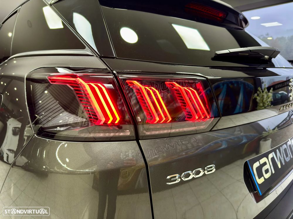 Peugeot 3008 1.6 Hybrid GT Pack e-EAT8 - 15
