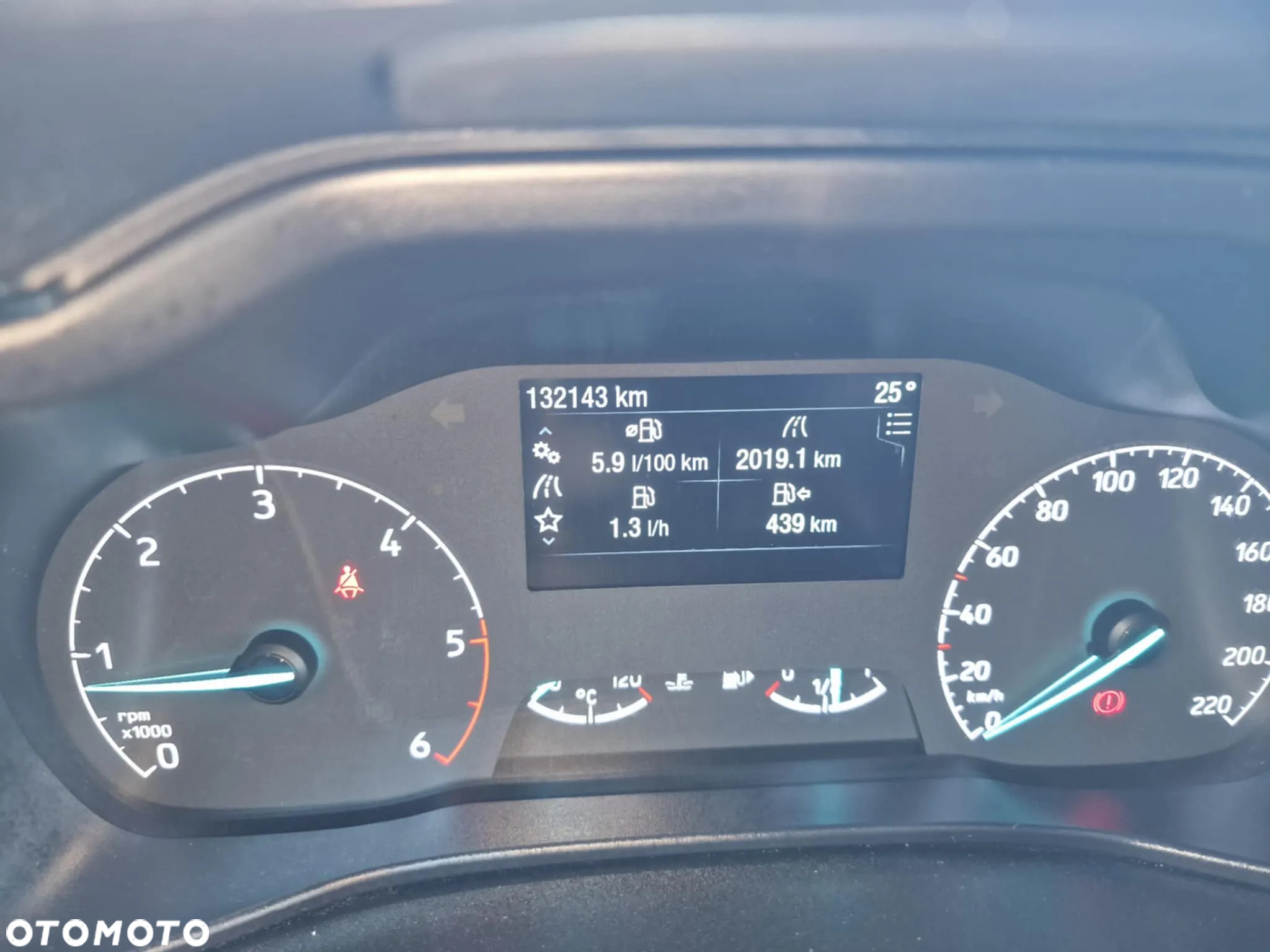 Ford TRANSIT CONNECT - 9