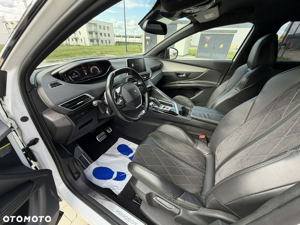 Peugeot 5008 BlueHDi 180 EAT8 GT - 17