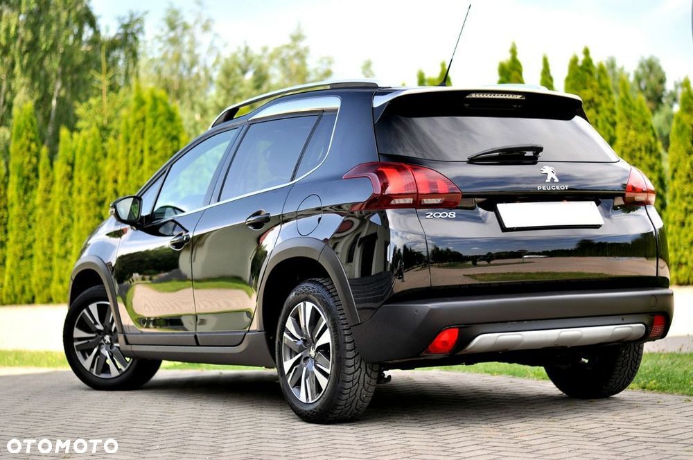 Peugeot 2008 PureTech 82 Allure - 12