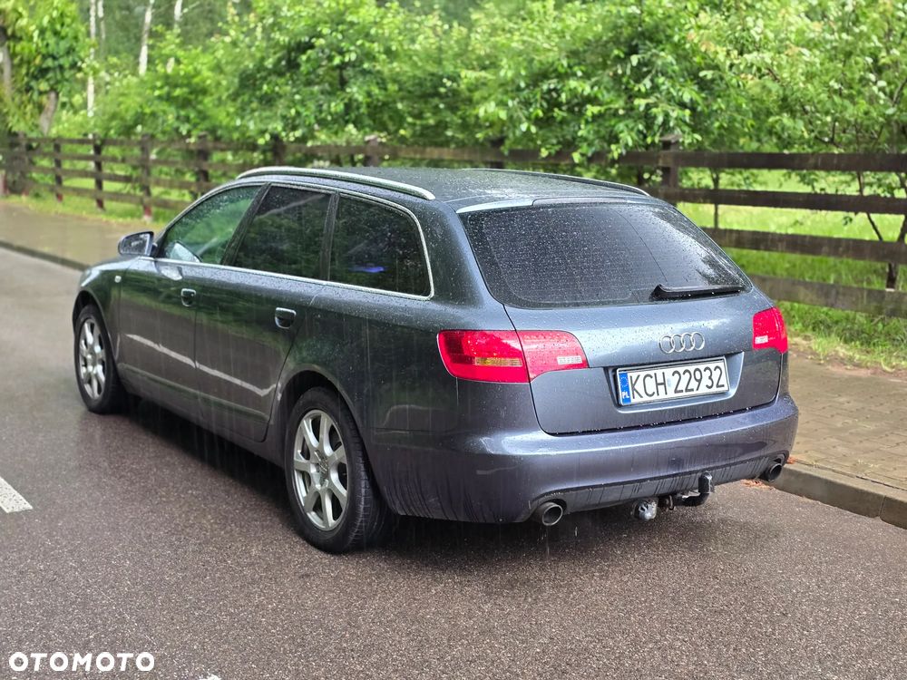 Audi A6 Avant - 16