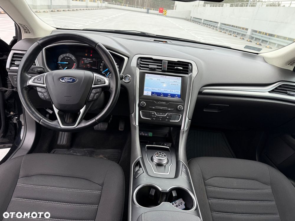 Ford Mondeo 2.0 TDCi Trend PowerShift - 17