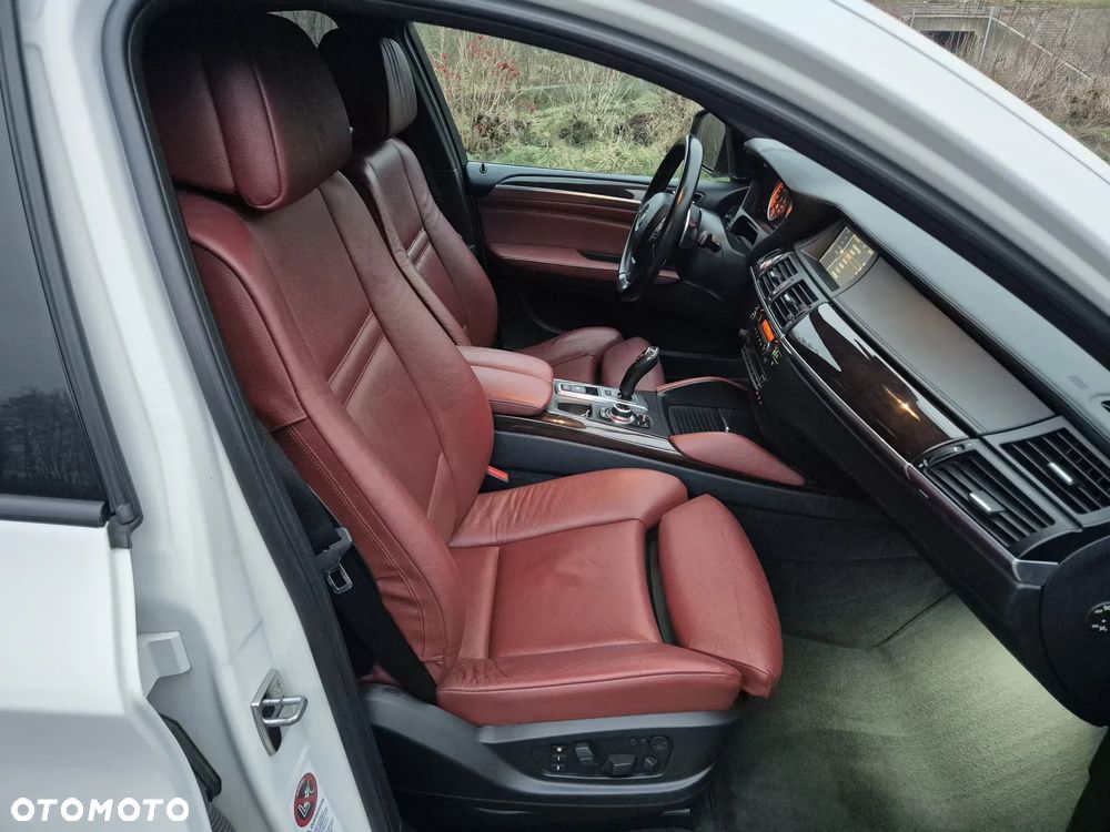 BMW X6M - 20