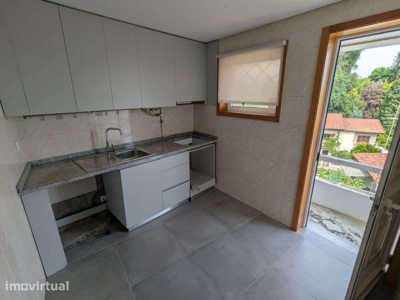 Moradia T2+1 no Salgueiral em Guimarães - Grande imagem: 3/10