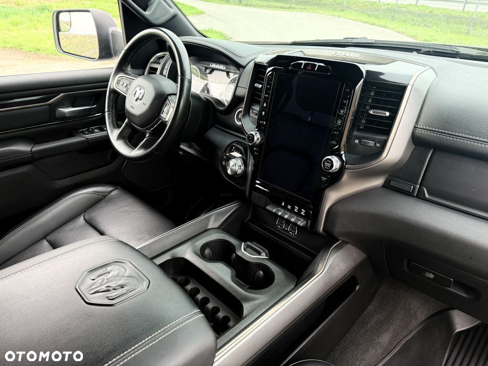 Dodge RAM 1500 5.7 4x4 - 18