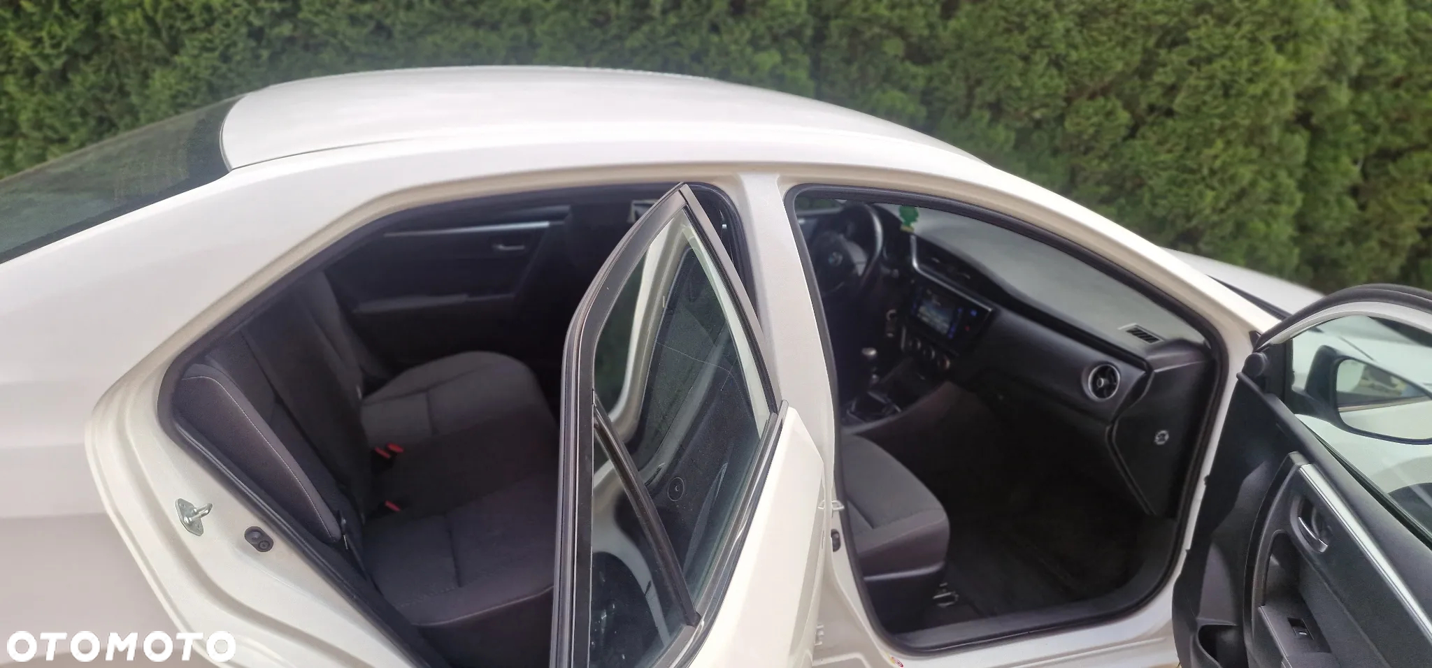 Toyota Corolla 1.4 D-4D Comfort - 11