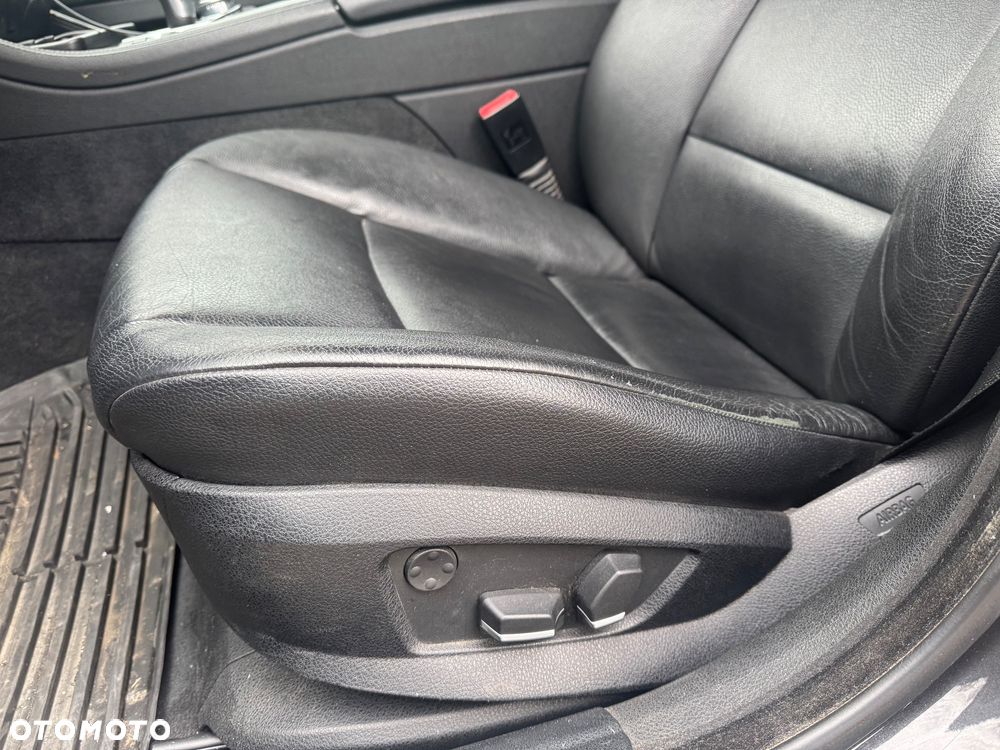BMW Seria 5 528i xDrive Luxury Line - 20