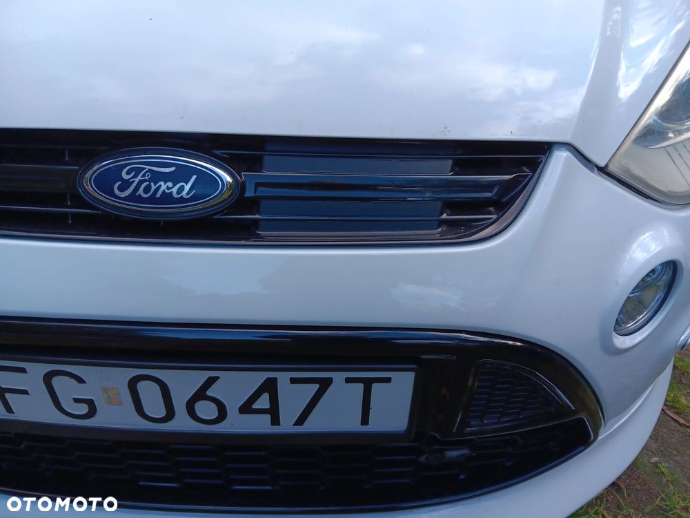 Ford S-Max - 35