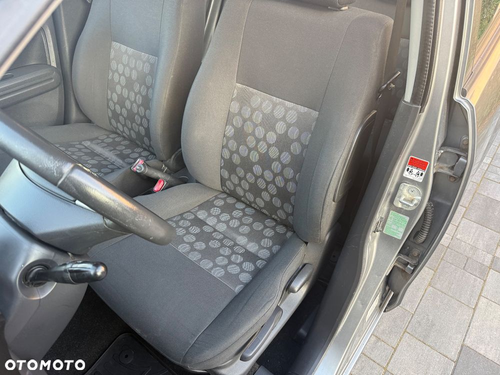 Suzuki Splash 1.0 Comfort - 13