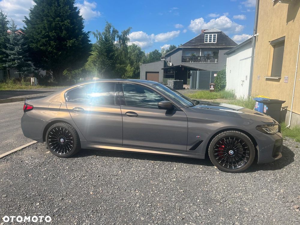 BMW Seria 5 530d xDrive mHEV M Sport sport - 3