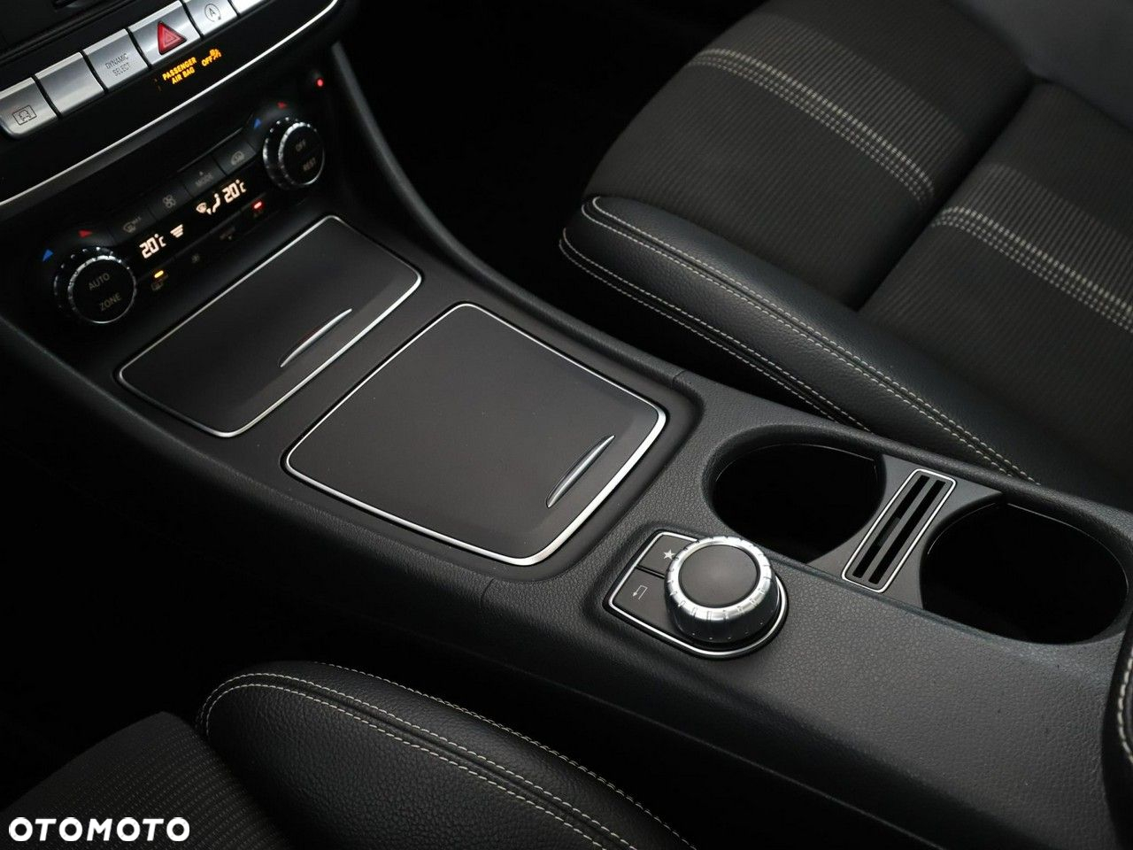 Mercedes-Benz GLA 220 4-Matic Style - 29