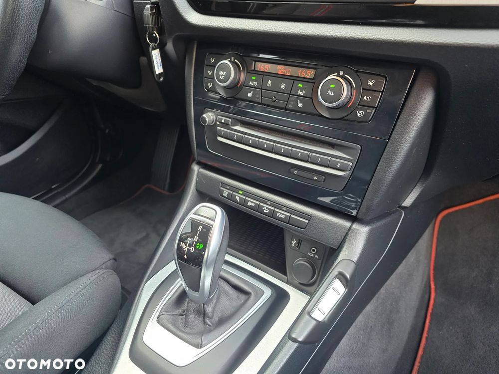 BMW X1 - 28