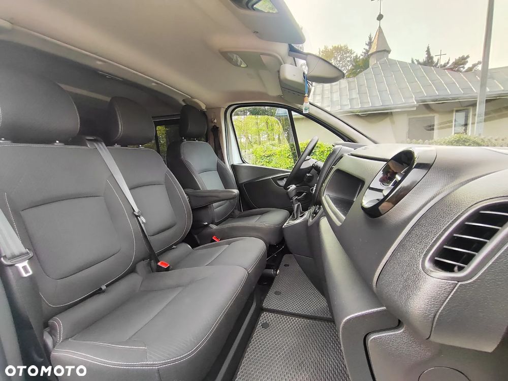 Renault Trafic 2.0 dCi - 16