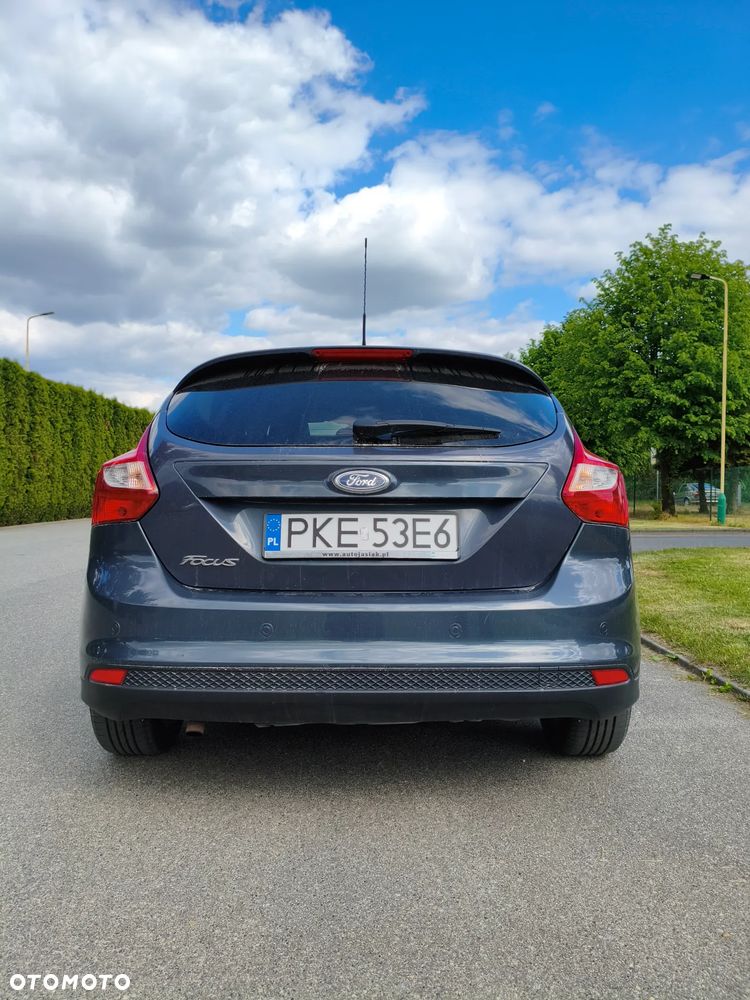 Ford Focus 1.6 Ambiente Start - 6