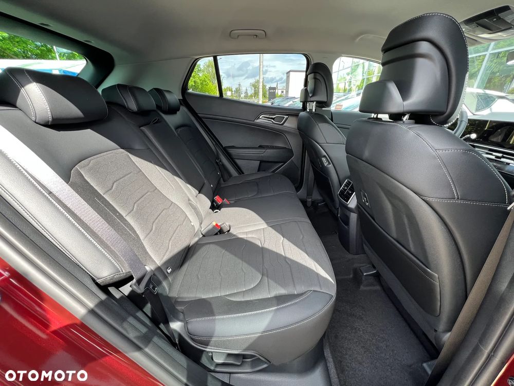 Kia Sportage 1.6 T-GDI HEV Anniversary 2WD - 18