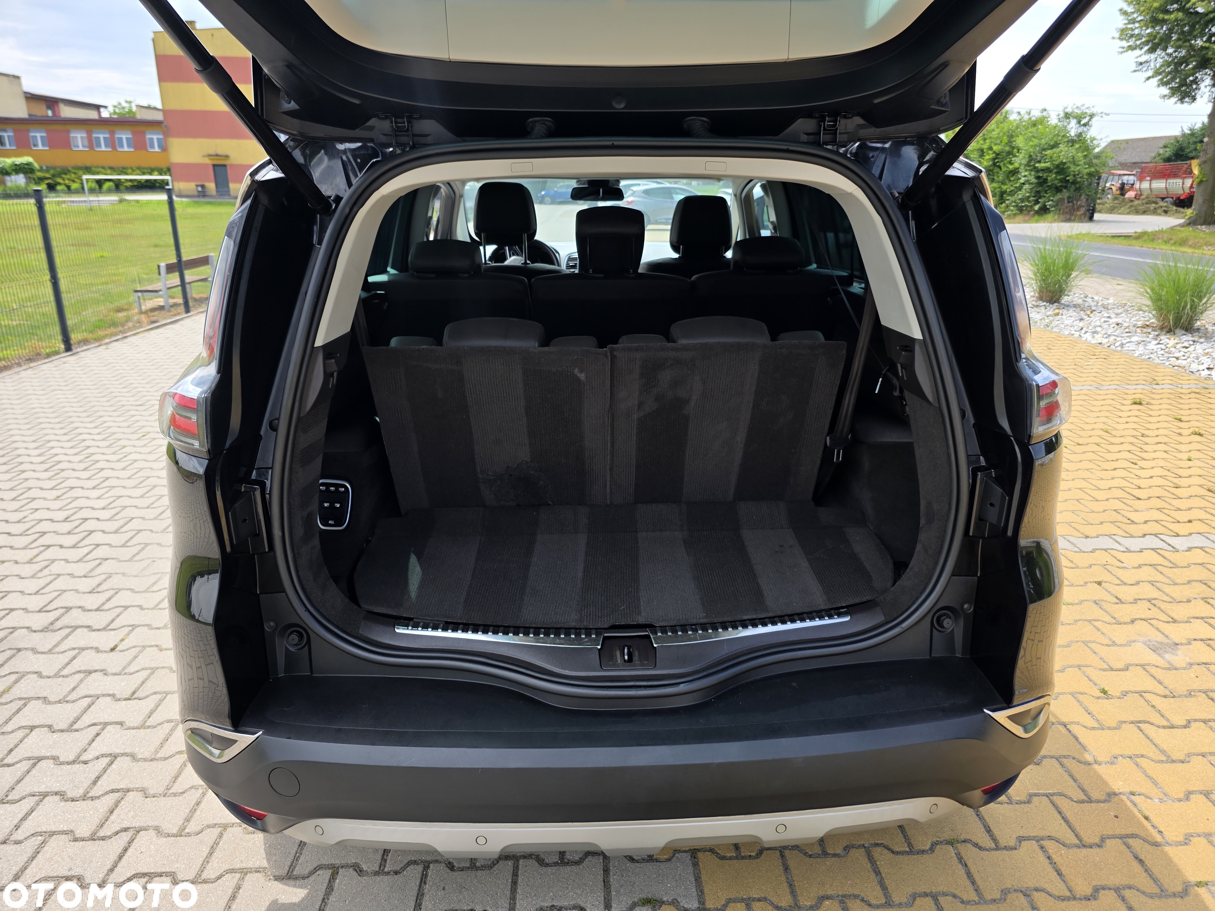 Renault Espace 1.6 dCi Energy SL Techno EDC 7 os - 15