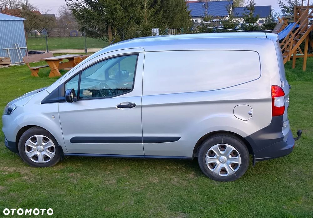 Ford Transit Courier Trend - 2