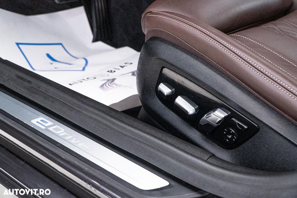 BMW Seria 5 530e iPerformance Aut. Luxury Line - 18