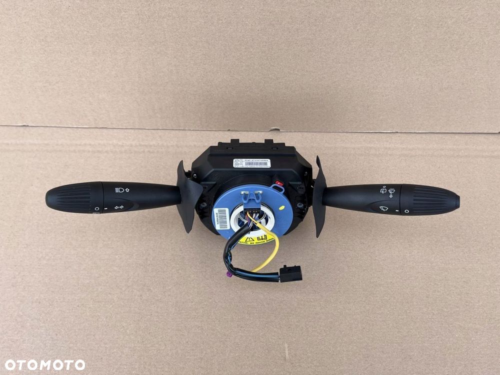 MANETKI TAŚMA PRZEŁĄCZNIKI FIAT 500 07356746860 - 2