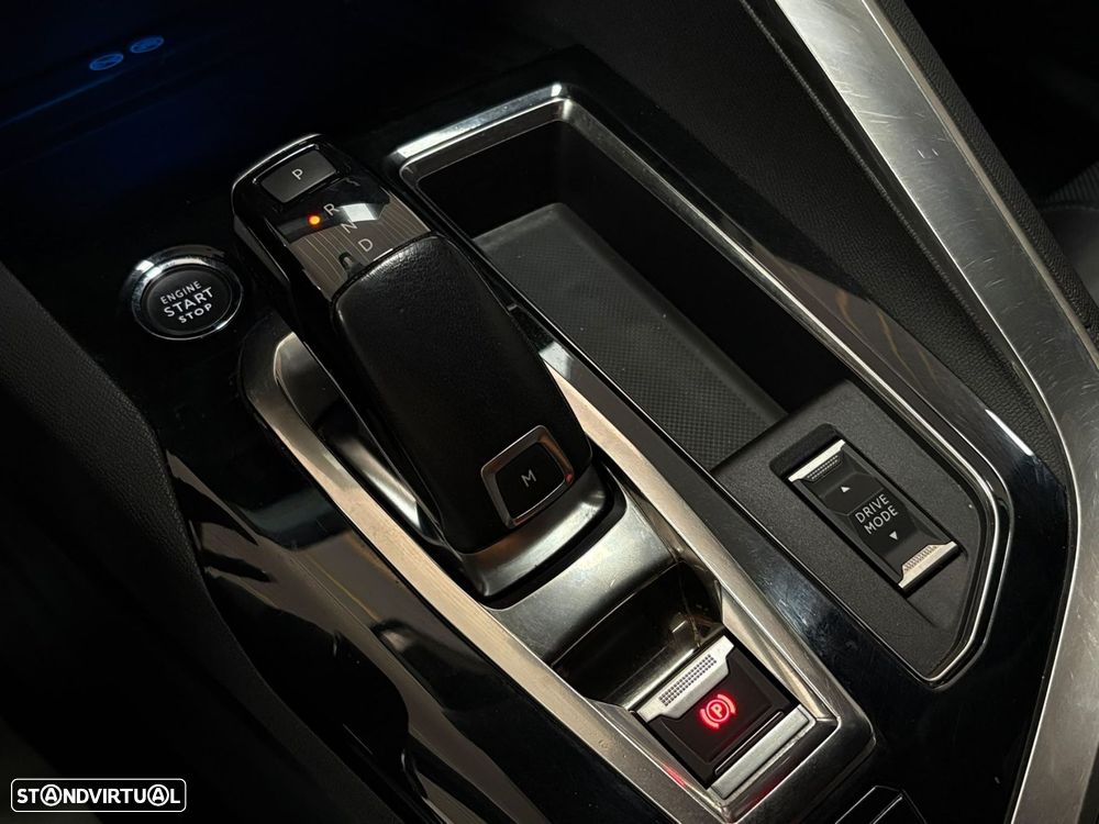 Peugeot 5008 1.5 BlueHDi GT EAT8 - 19