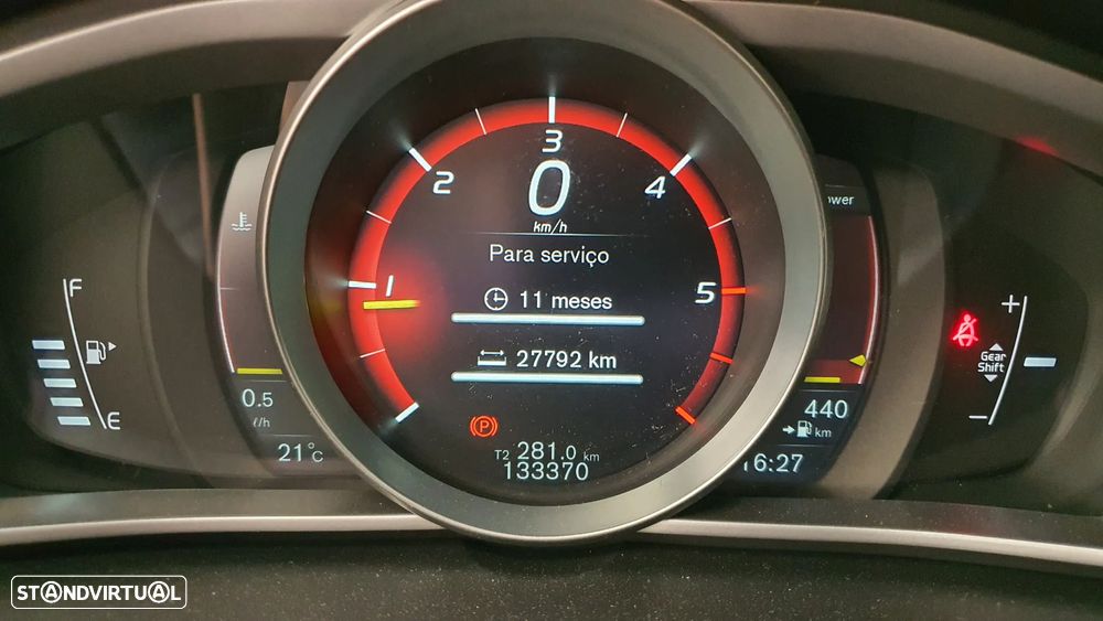 Volvo V40 2.0 D2 R-Design - 11
