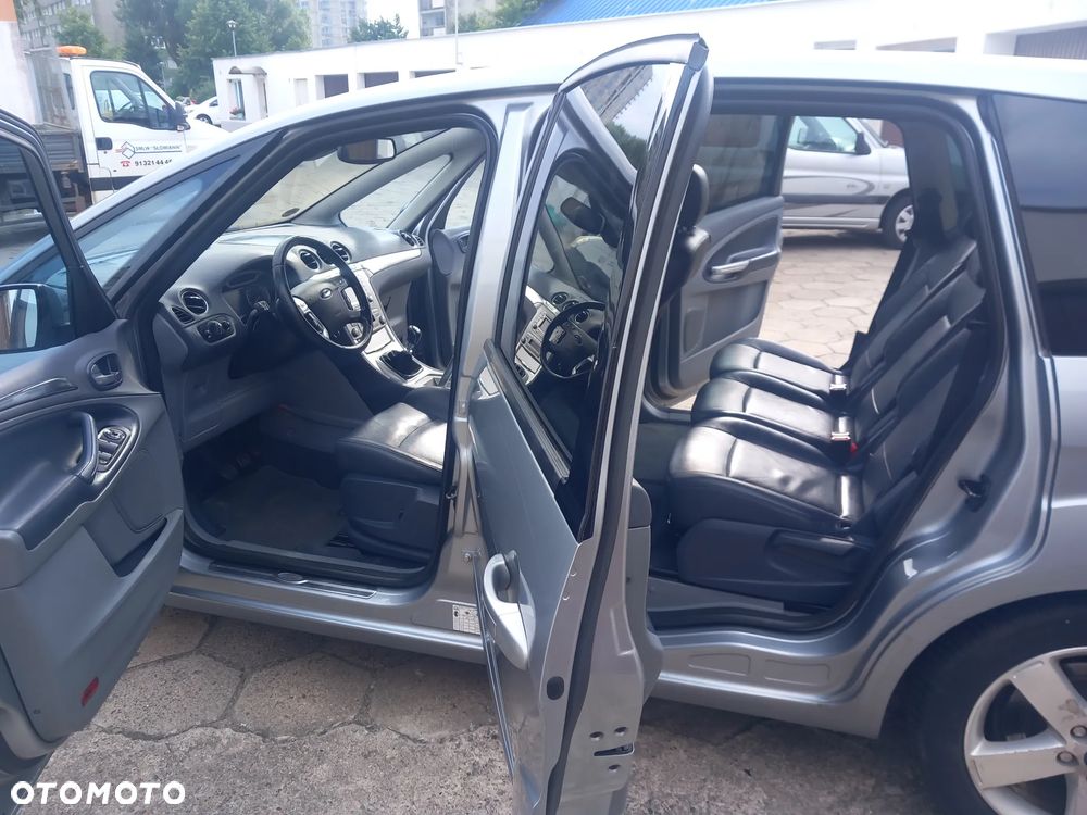 Ford S-Max 2.2 TDCi DPF Titanium - 23