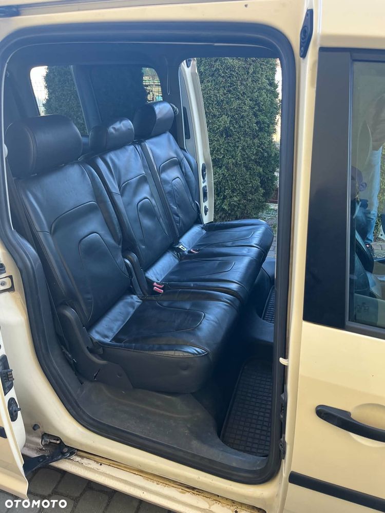 Volkswagen Caddy - 9