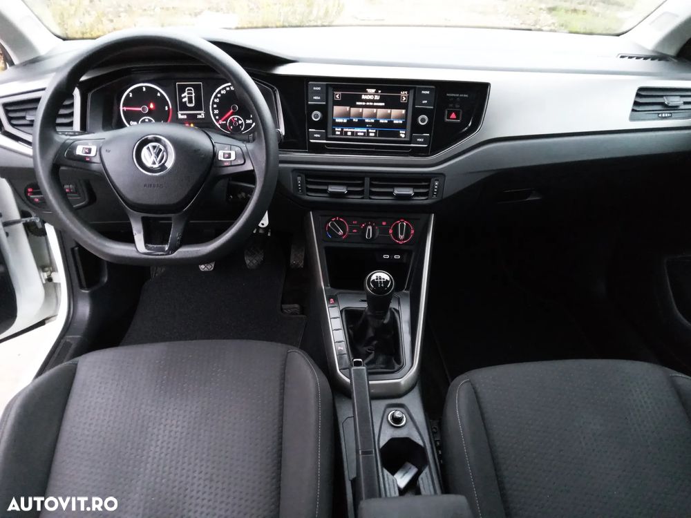Volkswagen Polo 1.6 TDI Comfortline - 8