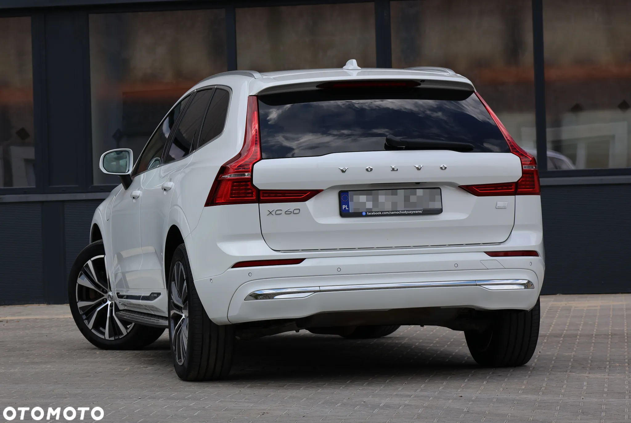 Volvo XC 60 T6 AWD Plug-In Hybrid Inscription - 4